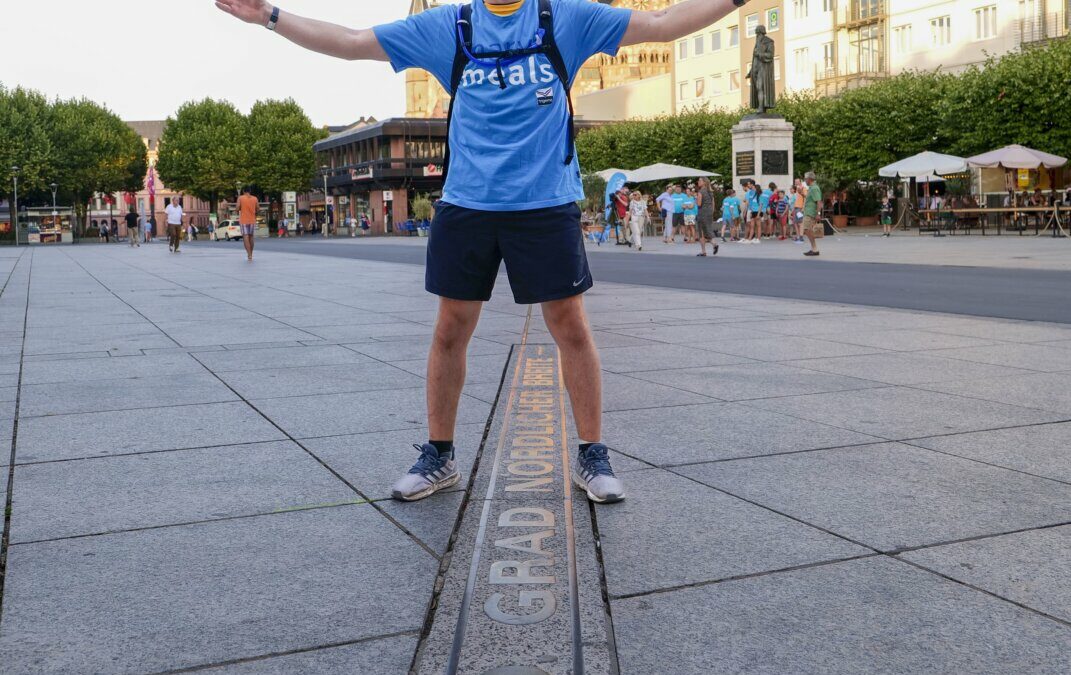 16-jähriger Denis Holub ist am 14.8. nach 16 Tagen und 1.124,72 km in Hamburg eingelaufen