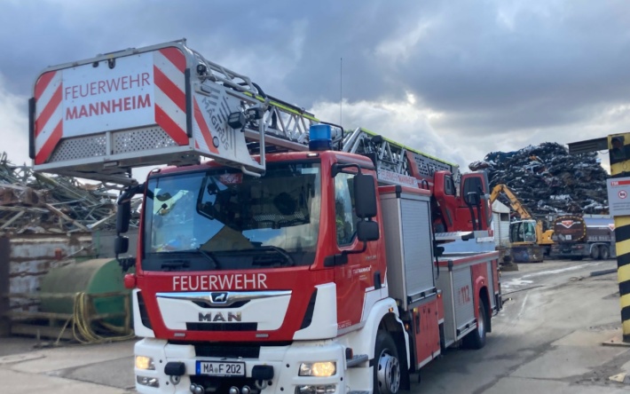 Feuerwehreinsatz: Großbrand in Schrottbetrieb – Folgemeldung